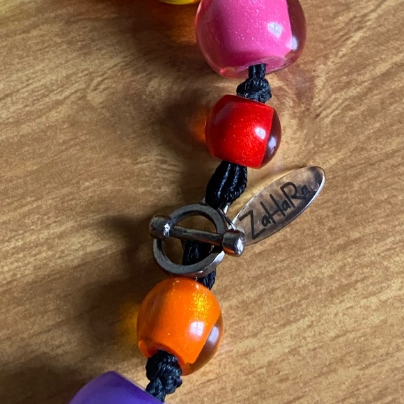 Rainbow beaded necklace from Zahara - Picture 5 of 7
